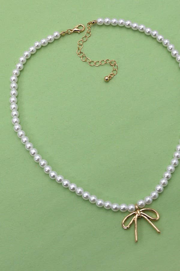 JOSSLYN by Wall to Wall - PEARL CHAIN BOW CHARM NECKLACE