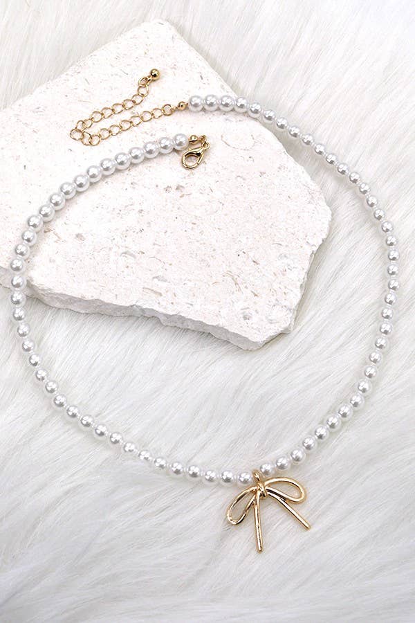 JOSSLYN by Wall to Wall - PEARL CHAIN BOW CHARM NECKLACE