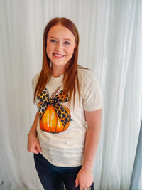 Leopard Bow Pumpkin Creme Tee