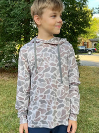 BURLEBO  Performance Hoodie - Classic Deer Camo - Youth