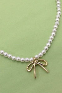 JOSSLYN by Wall to Wall - PEARL CHAIN BOW CHARM NECKLACE